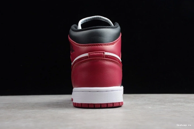 Black Beetroot Mid 1 CZ4385-016  (W) Dark SE  Jordan 0808